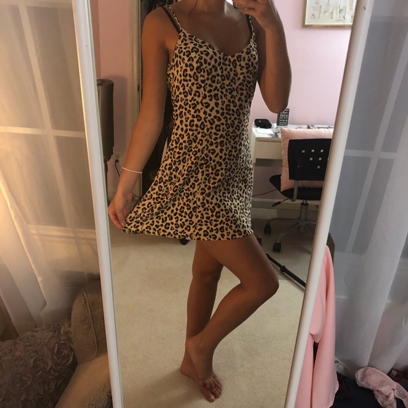 Cheetah Print Thin Strap Flowy Summer Dress - Picture 2 of 4